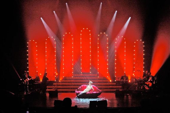 A.Dombasle_lumiere_Vincent_Mongourdin