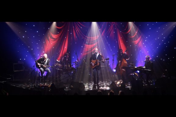 Vincent BAGUIAN ( Lumières et Scénographie Vincent Mongourdin )