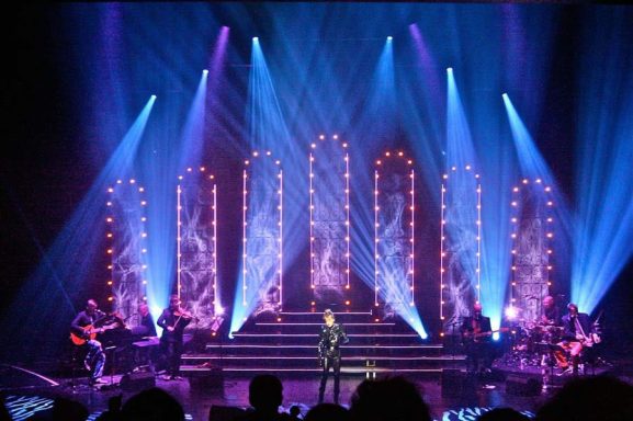 A.Dombasle_lumiere_Vincent_Mongourdin